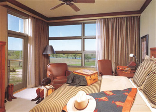 主臥電動窗簾效果圖 主臥電動窗簾效果圖